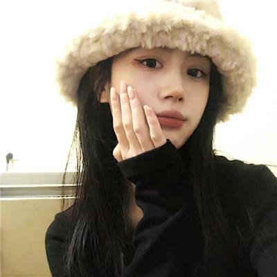乳房与月亮海报